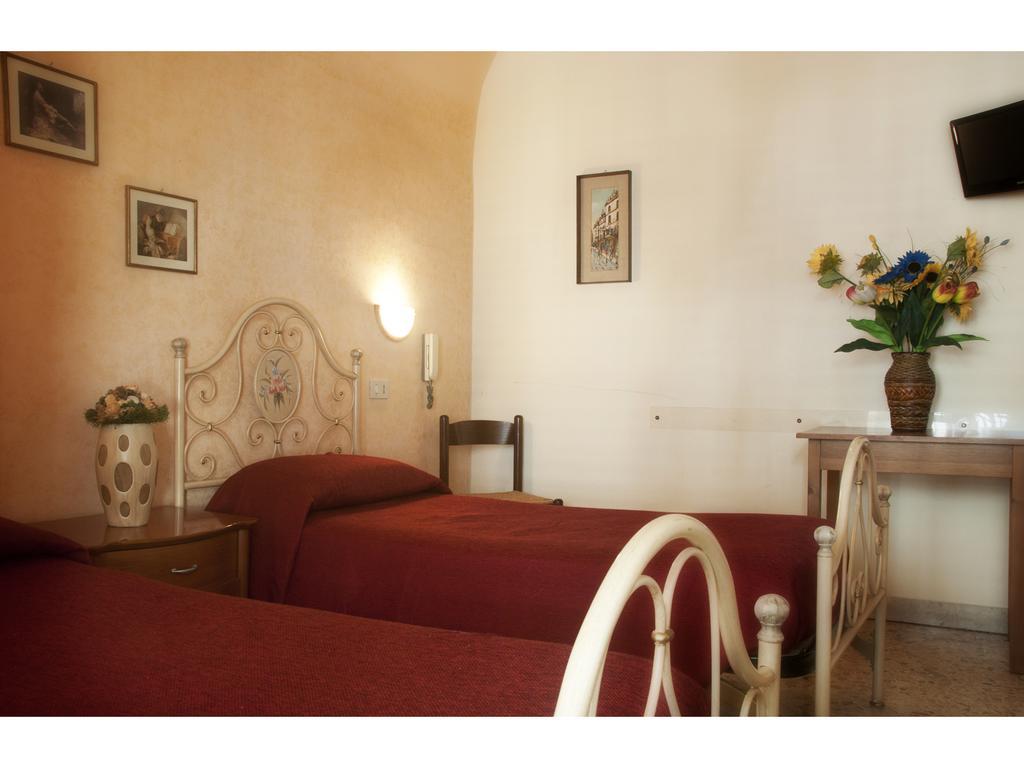 Affittacamere Vittoria Palermo Zimmer foto