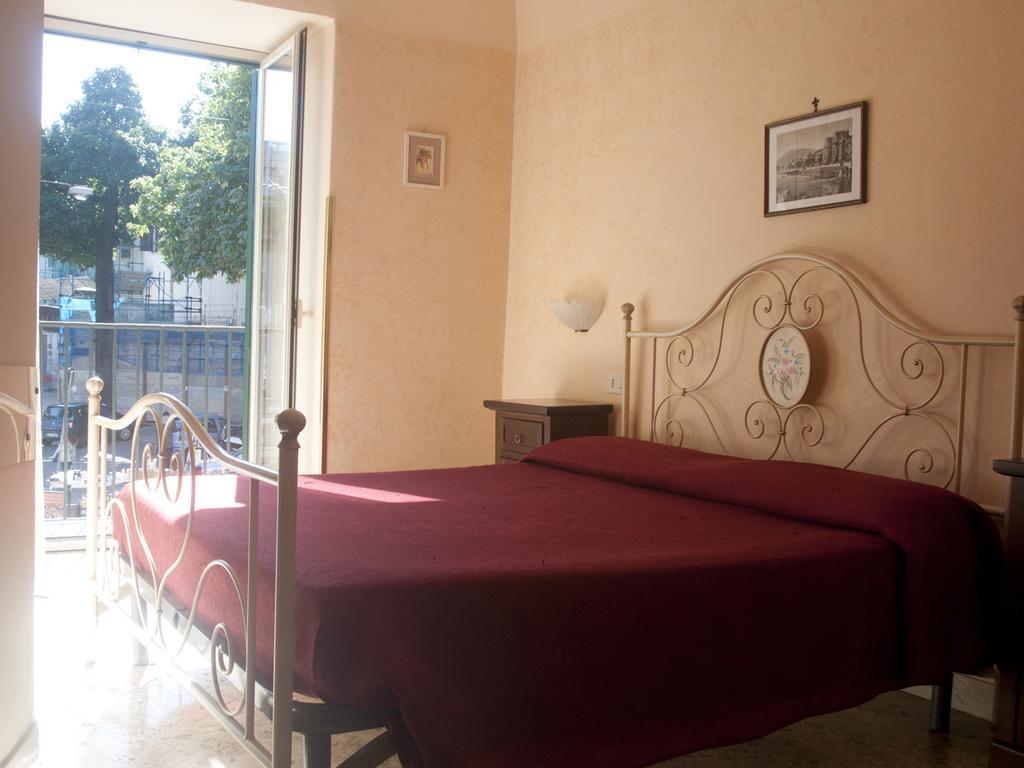 Affittacamere Vittoria Palermo Zimmer foto